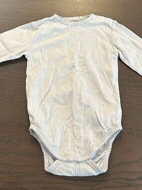 Konges Slojd Pointelle Minnie Bodysuit in Gray Dawn 2Y